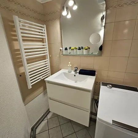 Appartement Le Marty 7 Vue Centre Terrasse Garage Piscine Climatisation *